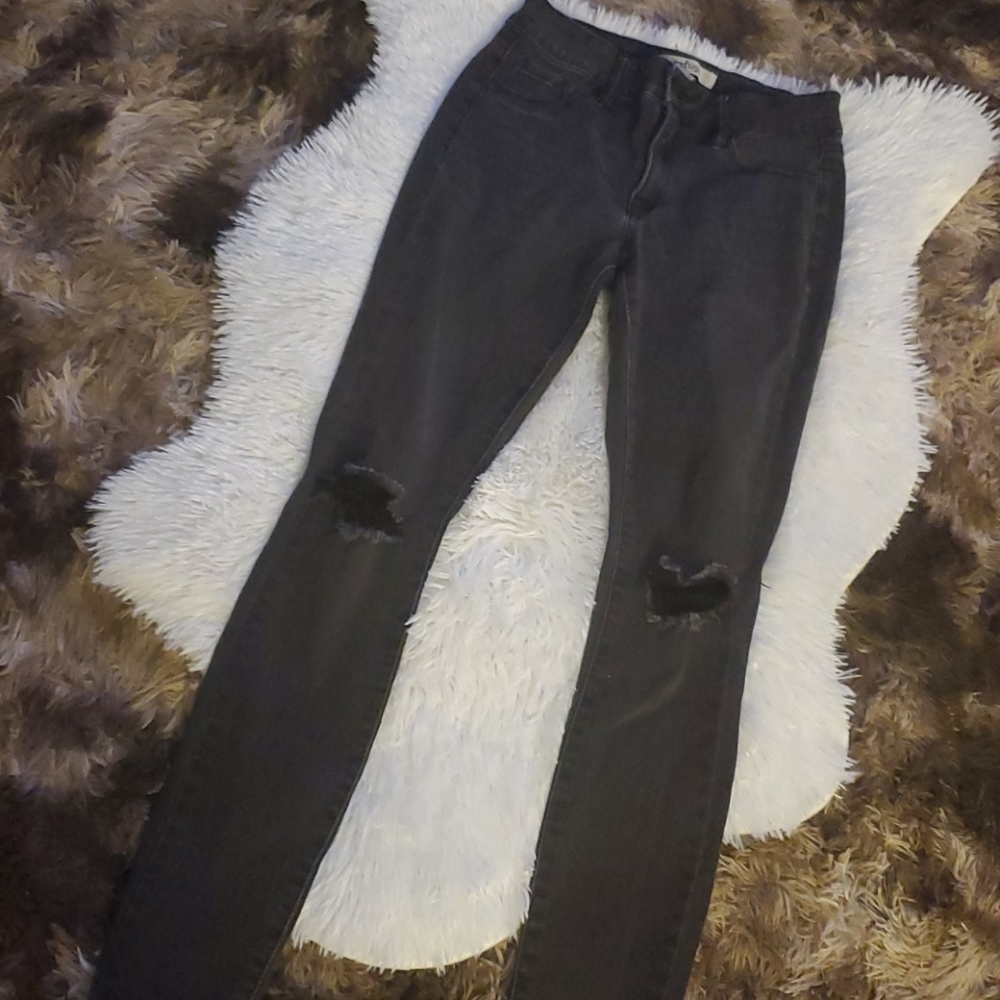 REFUGE Black distressed skinny jeans